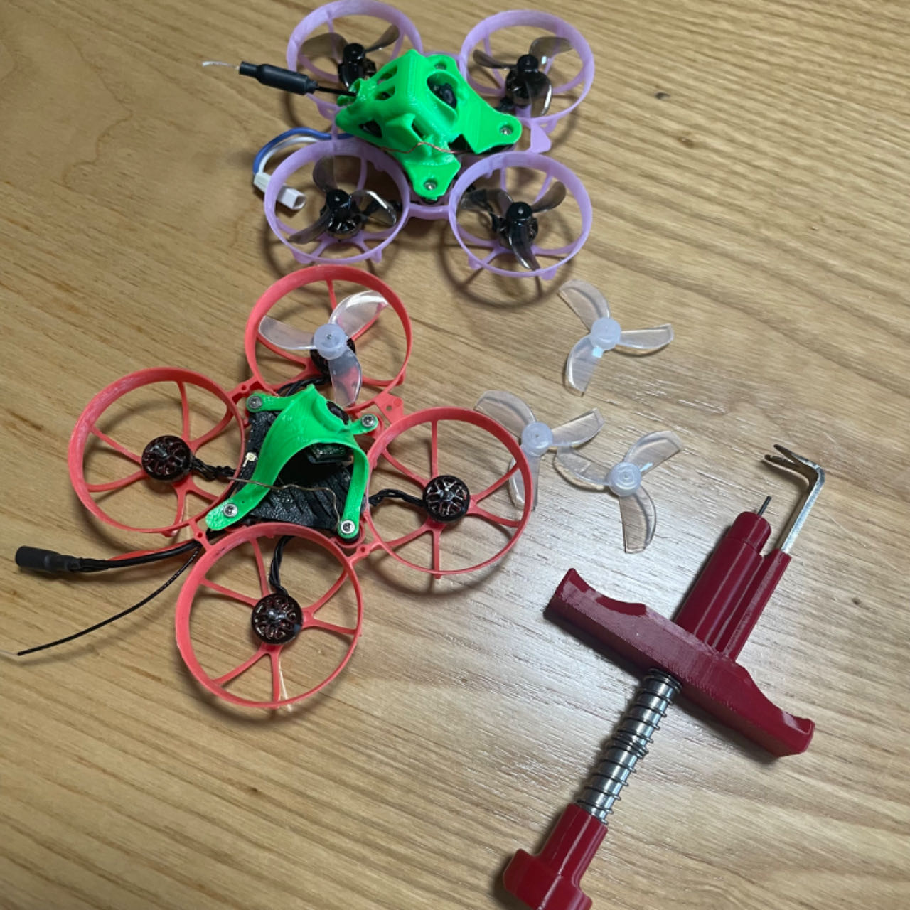 DT Propeller Puller Tinywhoop  – Drone Racing Gate Bewertung und Preis